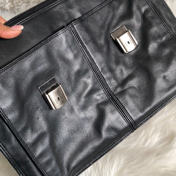 El portal black leather briefcase 💼 - Picture 7 of 9